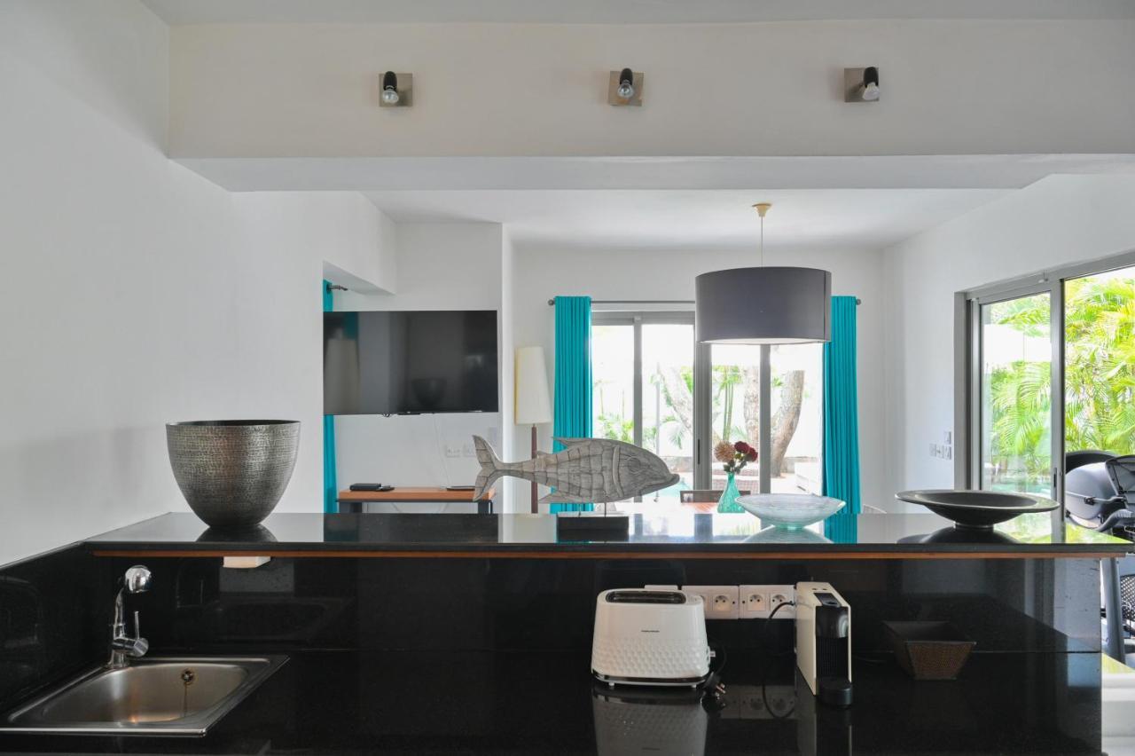 Villa Horizon By Dream Escapes, Beachfront Villa Pointe aux Canonniers Exterior photo