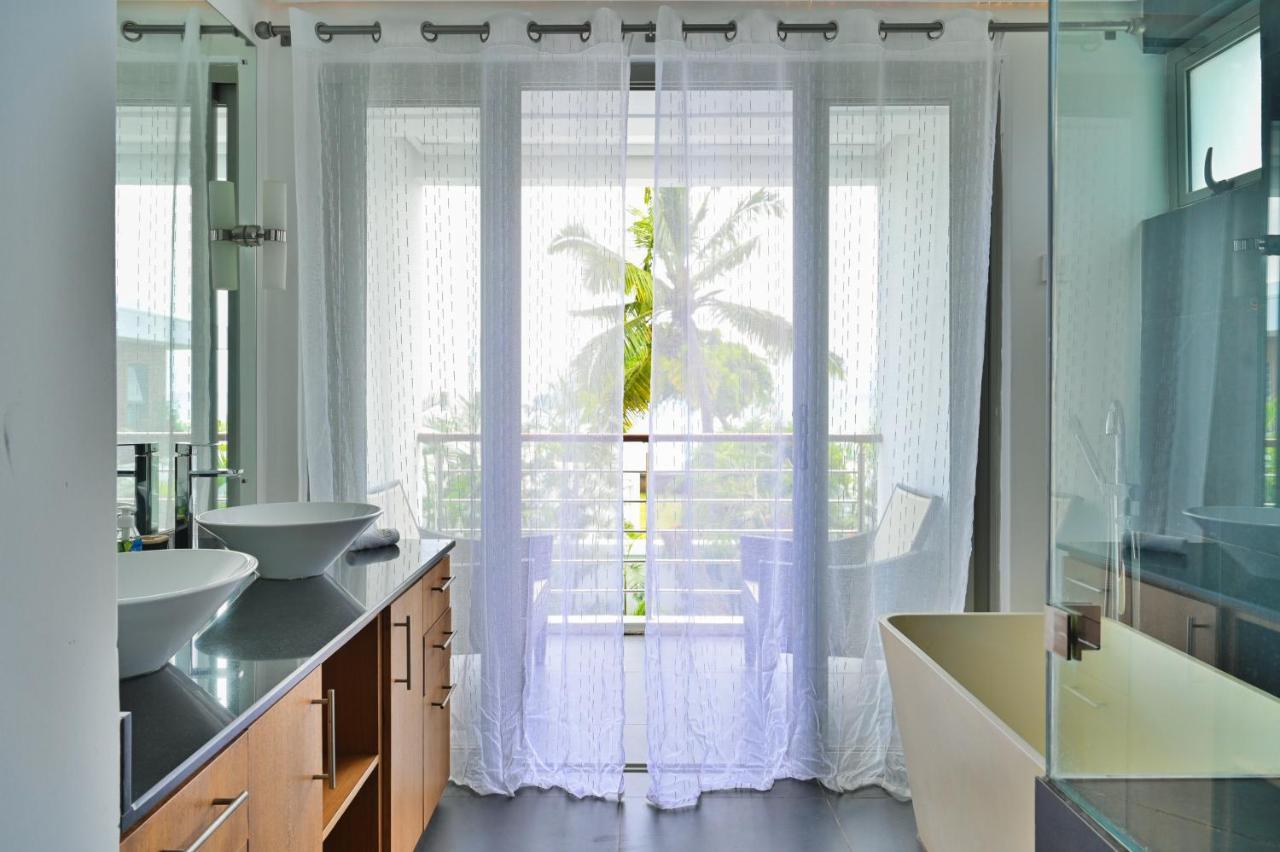 Villa Horizon By Dream Escapes, Beachfront Villa Pointe aux Canonniers Exterior photo